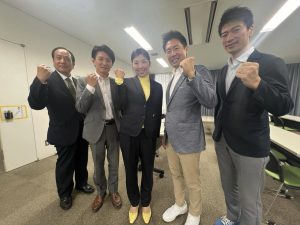 【中古】 社会党ー裏方・表方・市長/オルタ出版室/早川勝 中古】 社会党ー裏方・表方・市長/オルタ出版室/早川勝
